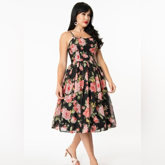 ❌SOLD❌🦋B2G1🦋UNIQUE VINTAGE Black & Pink Floral Reed Swing Dress NWT | MEDIUM | - Picture 2 of 13
